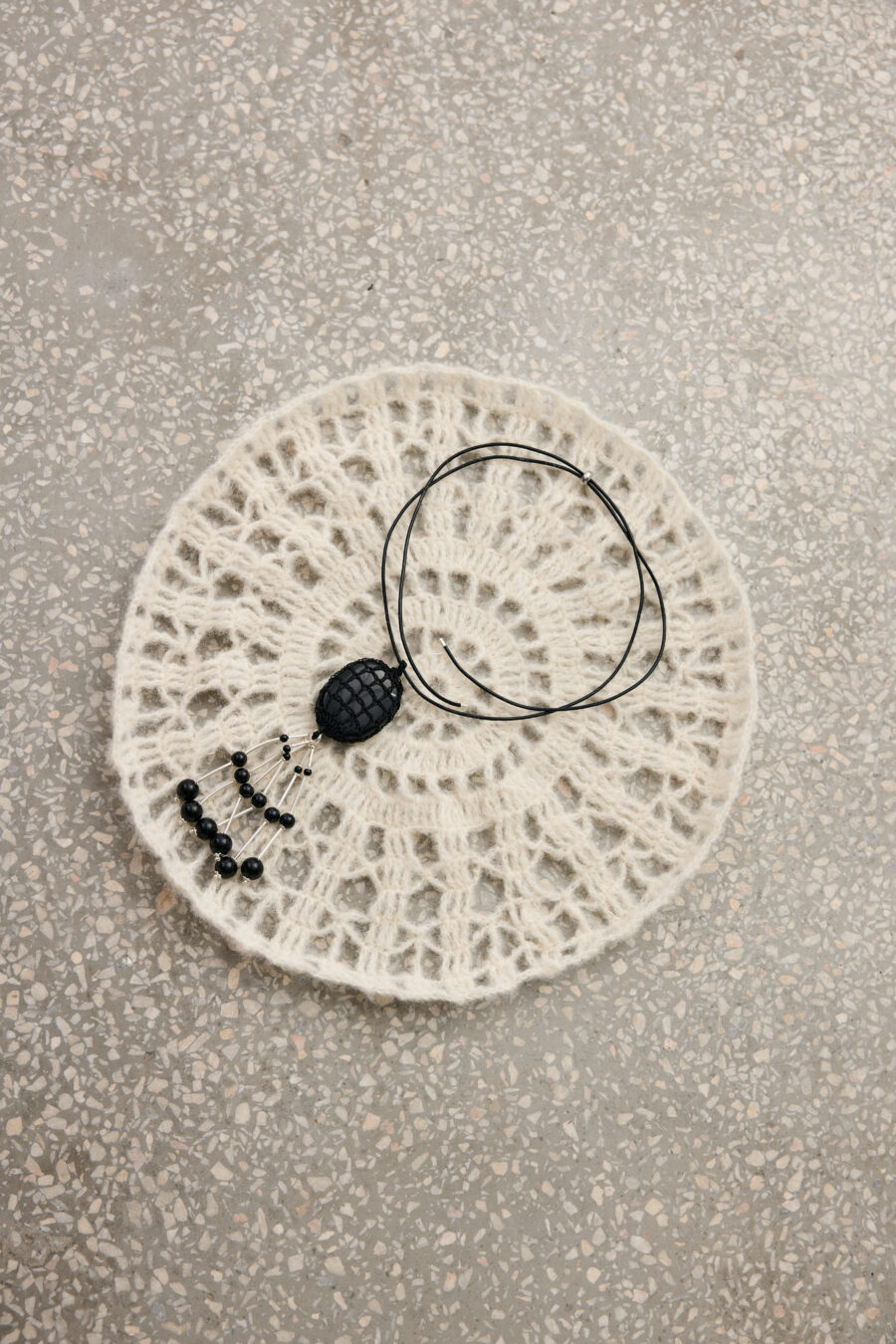 Naszyjnik z onyksu i srebra No.1