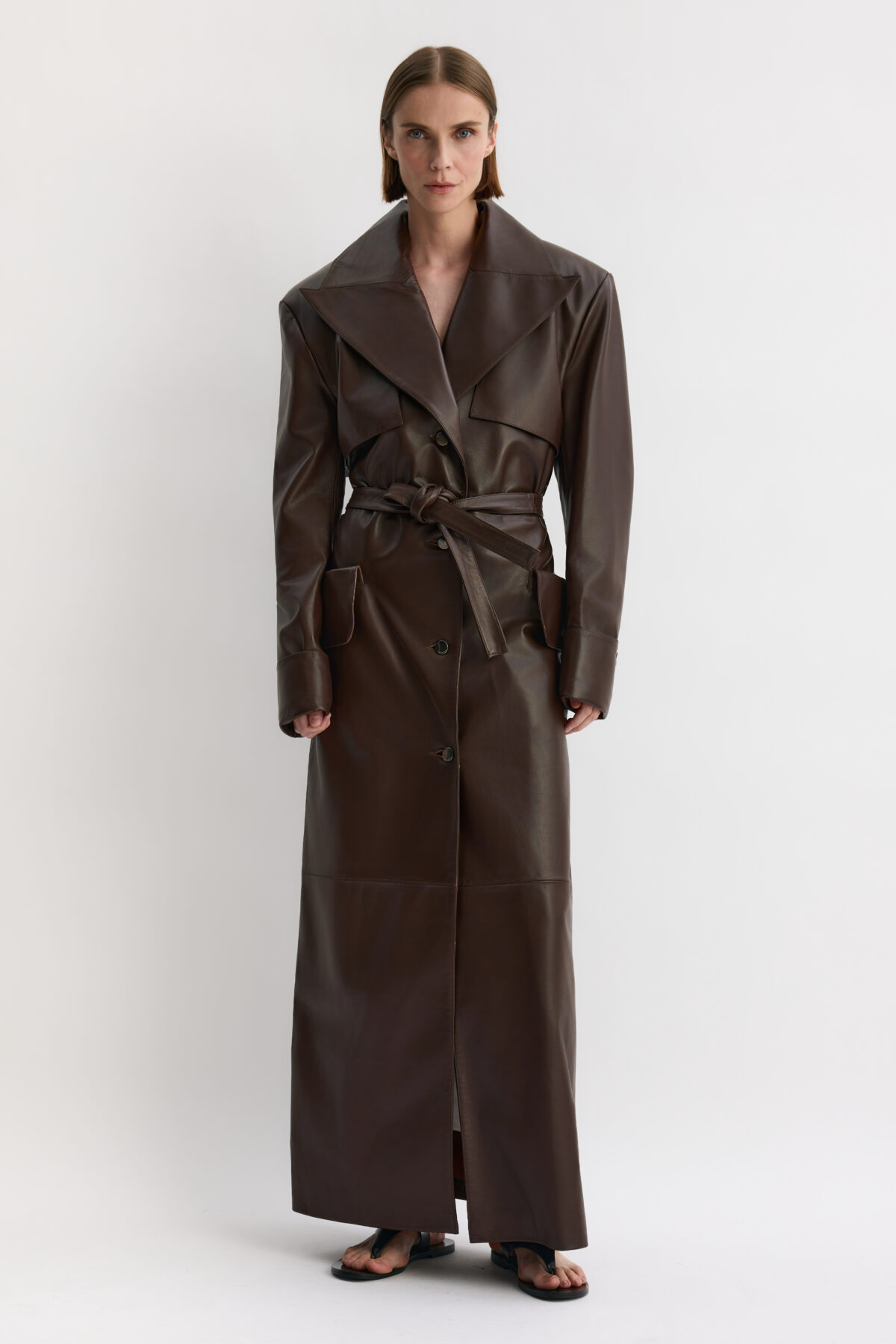 KAREN ARCANJO brązowy płaszcz ze skóry